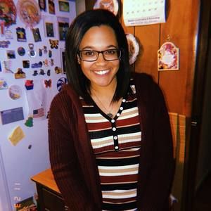 Meet your Posher, Cassandra